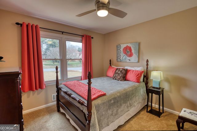 483 Villa Drive SW, Lilburn, GA 30047