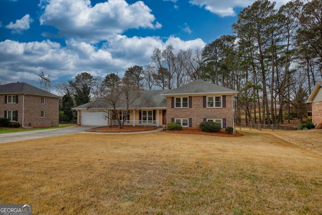 483 Villa Drive SW, Lilburn, GA 30047