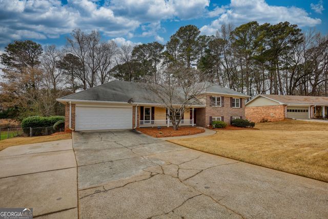 483 Villa Drive SW, Lilburn, GA 30047
