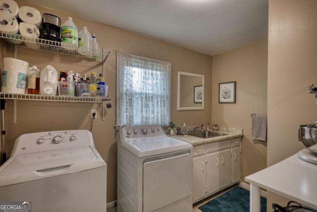 483 Villa Drive SW, Lilburn, GA 30047