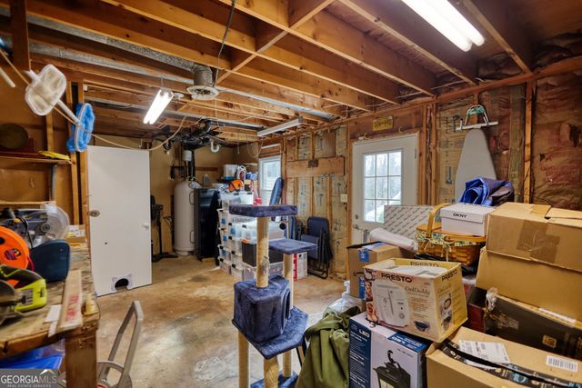 483 Villa Drive SW, Lilburn, GA 30047