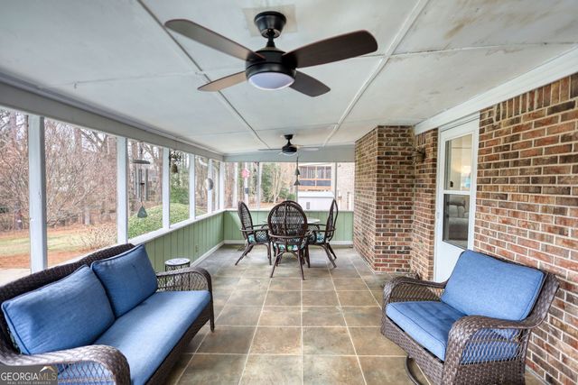 483 Villa Drive SW, Lilburn, GA 30047