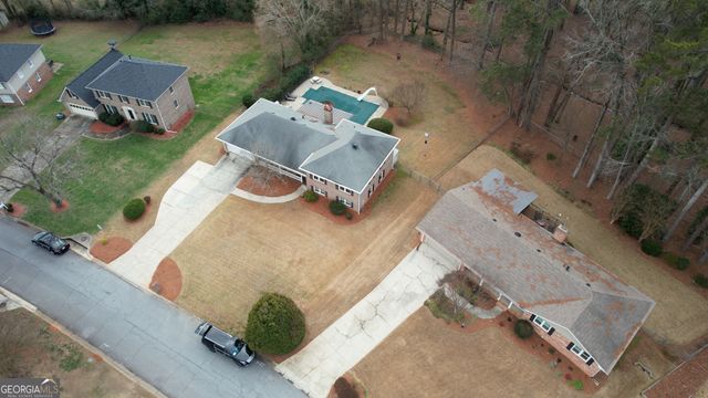 483 Villa Drive SW, Lilburn, GA 30047