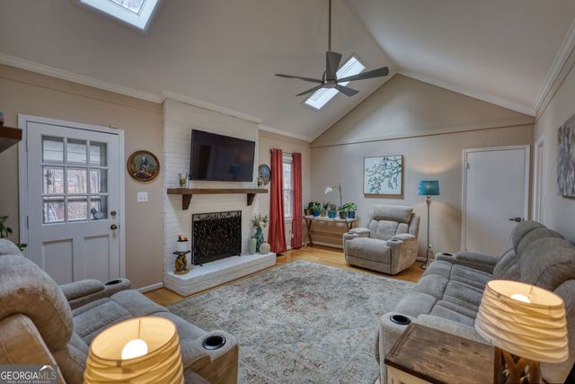 483 Villa Drive SW, Lilburn, GA 30047