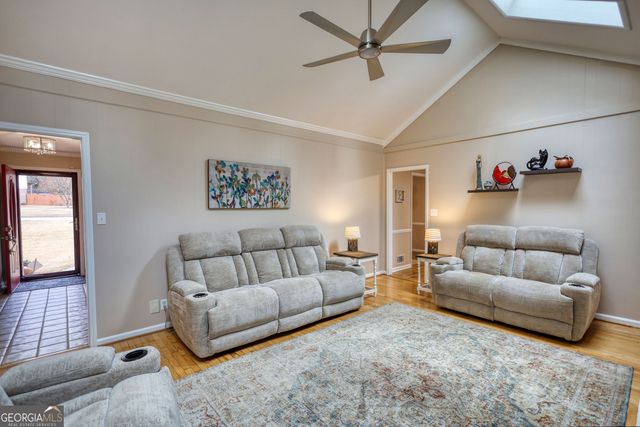 483 Villa Drive SW, Lilburn, GA 30047