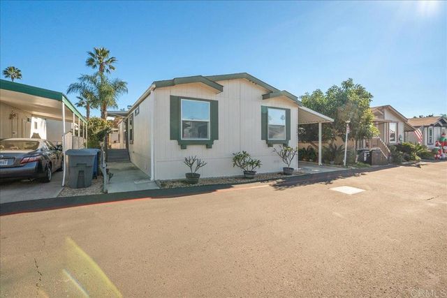 13941 Wisteria Ave, Poway, CA 92064