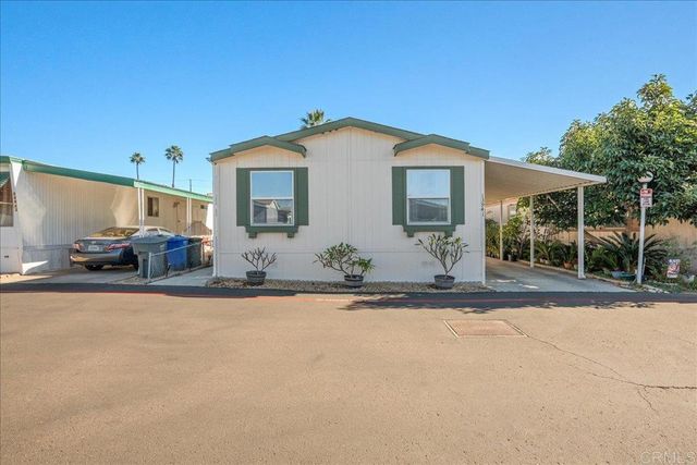 13941 Wisteria Ave, Poway, CA 92064