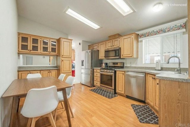 13941 Wisteria Ave, Poway, CA 92064