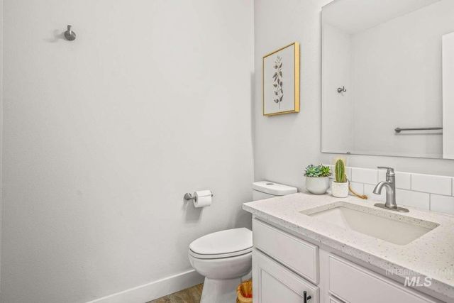 1591 Vinifera, Kuna, ID 83634