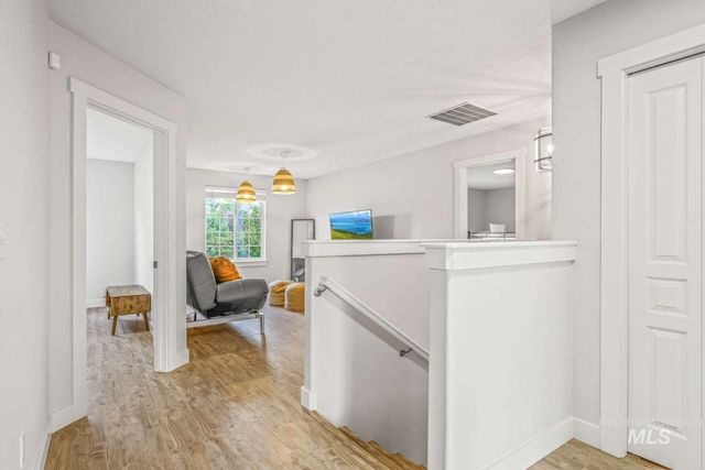 1591 Vinifera, Kuna, ID 83634