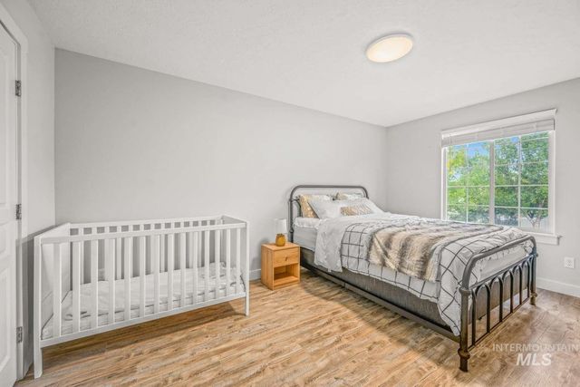 1591 Vinifera, Kuna, ID 83634