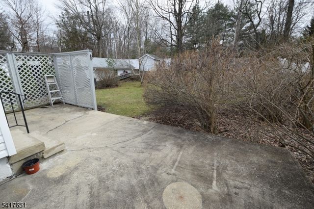 27 Grant Ave, New Providence Boro, NJ 07974