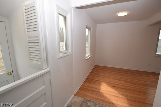 27 Grant Ave, New Providence Boro, NJ 07974