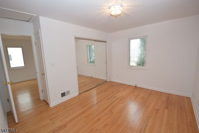 27 Grant Ave, New Providence Boro, NJ 07974