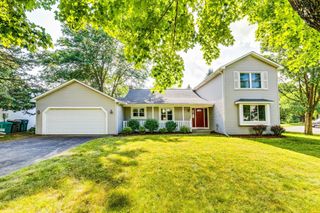 5577 Alameda Street, Shoreview, MN 55126