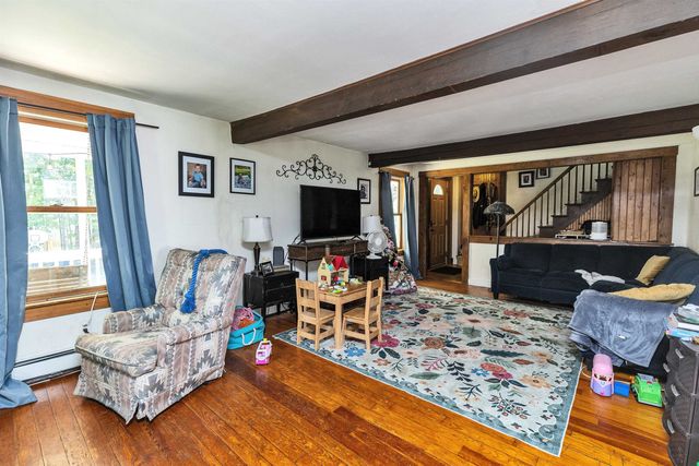 10 Kennedy Street, Wilton, NH 03086