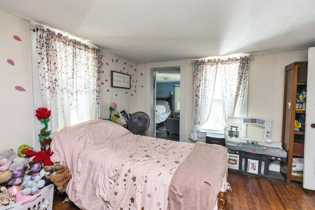 10 Kennedy Street, Wilton, NH 03086