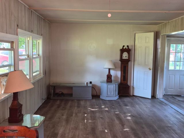 21 Quinn Street, Tilton, NH 03276