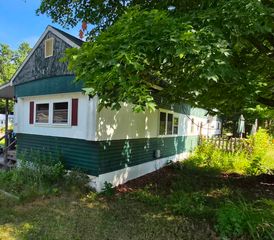 21 Quinn Street, Tilton, NH 03276