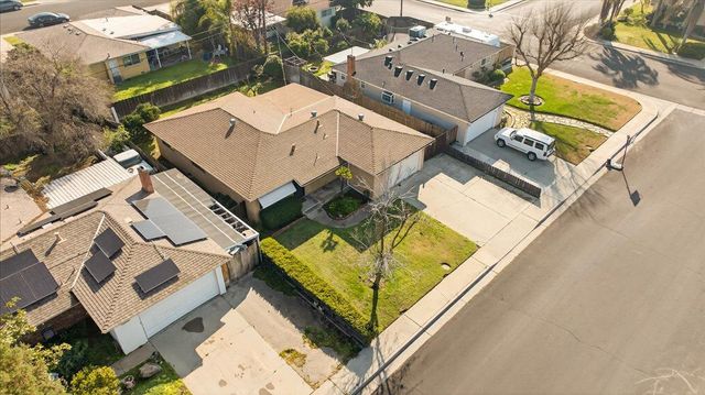 1335 Cindy Avenue, Clovis, CA 93612