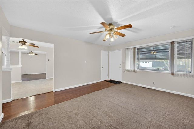 1335 Cindy Avenue, Clovis, CA 93612