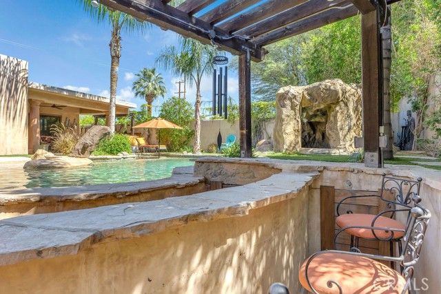 1455 E Sunny Dunes Road, Palm Springs, CA 92264