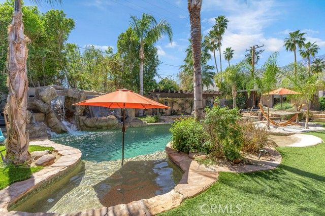 1455 E Sunny Dunes Road, Palm Springs, CA 92264