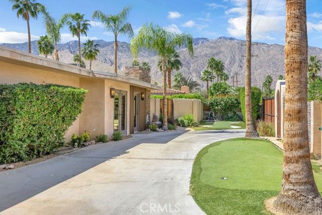 1455 E Sunny Dunes Road, Palm Springs, CA 92264