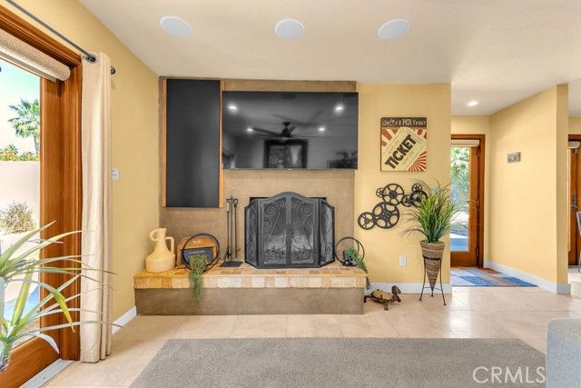 1455 E Sunny Dunes Road, Palm Springs, CA 92264