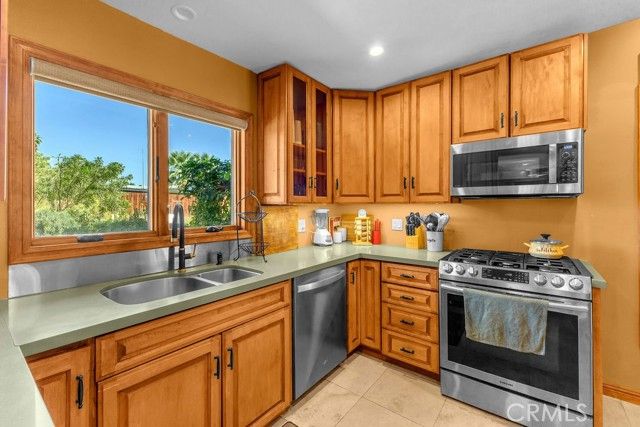 1455 E Sunny Dunes Road, Palm Springs, CA 92264