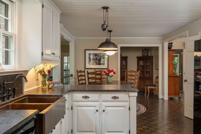 108 Ravenwood Ct, Franklin, TN 37064
