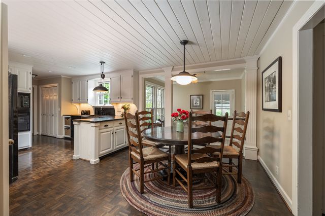 108 Ravenwood Ct, Franklin, TN 37064