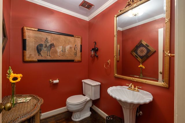108 Ravenwood Ct, Franklin, TN 37064