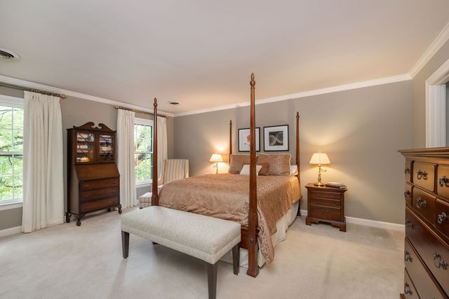 108 Ravenwood Ct, Franklin, TN 37064