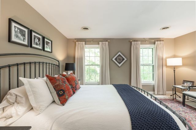108 Ravenwood Ct, Franklin, TN 37064