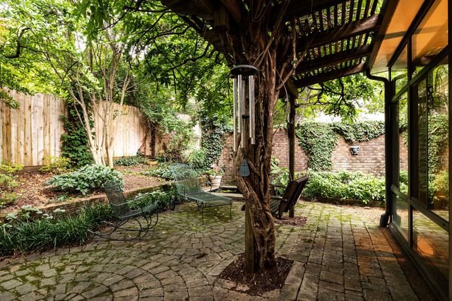 108 Ravenwood Ct, Franklin, TN 37064