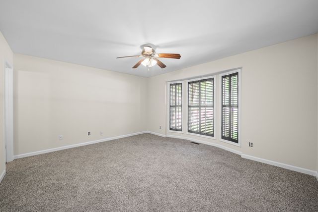 3325 Backridge Rd, Woodlawn, TN 37191