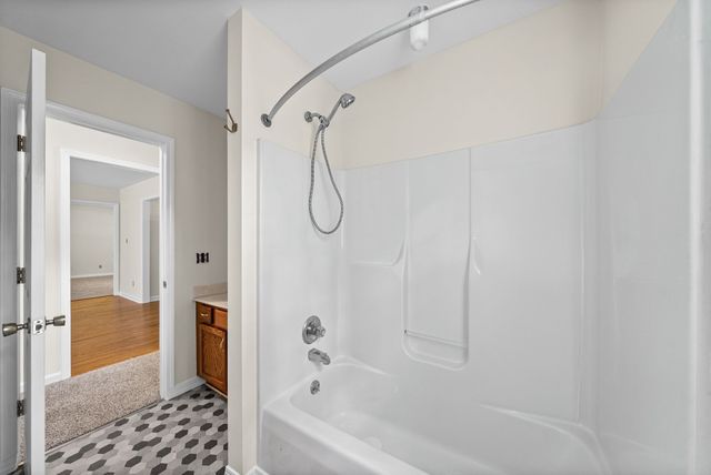 3325 Backridge Rd, Woodlawn, TN 37191