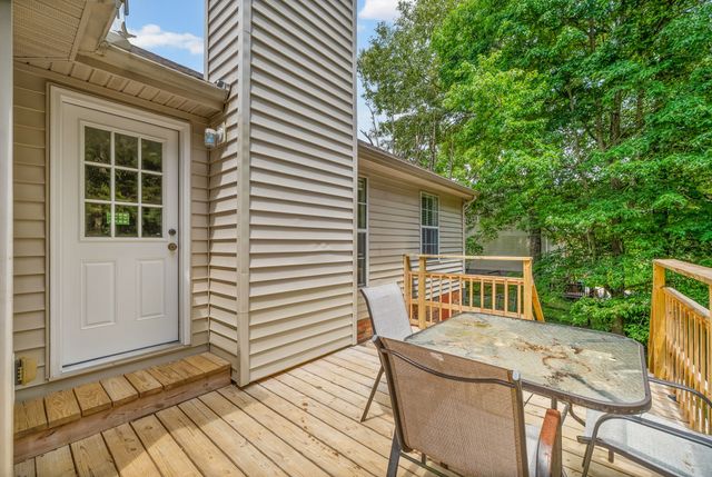 3325 Backridge Rd, Woodlawn, TN 37191