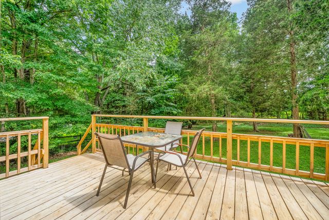 3325 Backridge Rd, Woodlawn, TN 37191