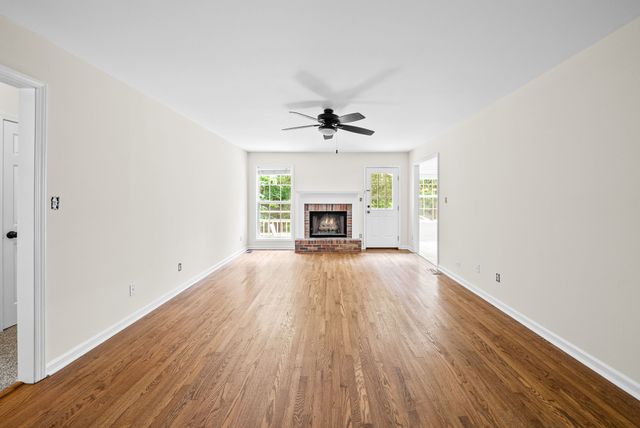 3325 Backridge Rd, Woodlawn, TN 37191