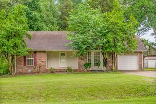 3325 Backridge Rd, Woodlawn, TN 37191