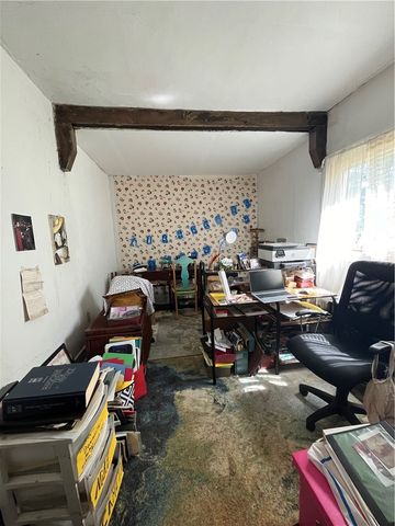 2007 Center Ave, Beaver Falls, PA 15010