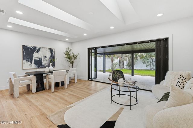 717 W VIRGINIA Avenue, Phoenix, AZ 85007