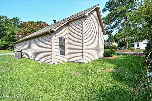 1066 Valley Drive, Calabash, NC 28467