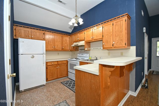 1066 Valley Drive, Calabash, NC 28467