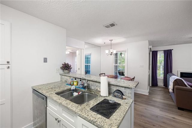 2134 RIVER HEIGHTS Walk SE, Marietta, GA 30067