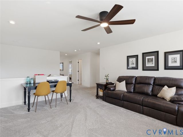 10159 Peach Blossom Rd, Mechanicsville, VA 23116