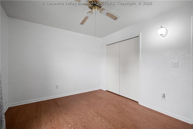 194 Shawnee Estates, Winfield, WV 25213
