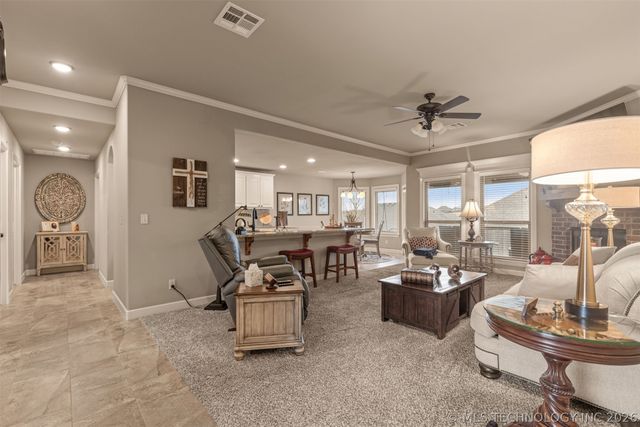 8434 N 77th Avenue, Owasso, OK 74055